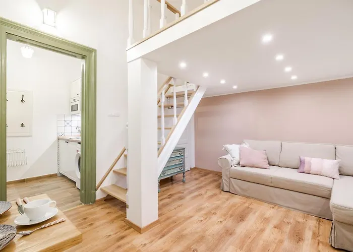 Daire Provence - Citycenter, Tv, Washer, Coffee-tea *